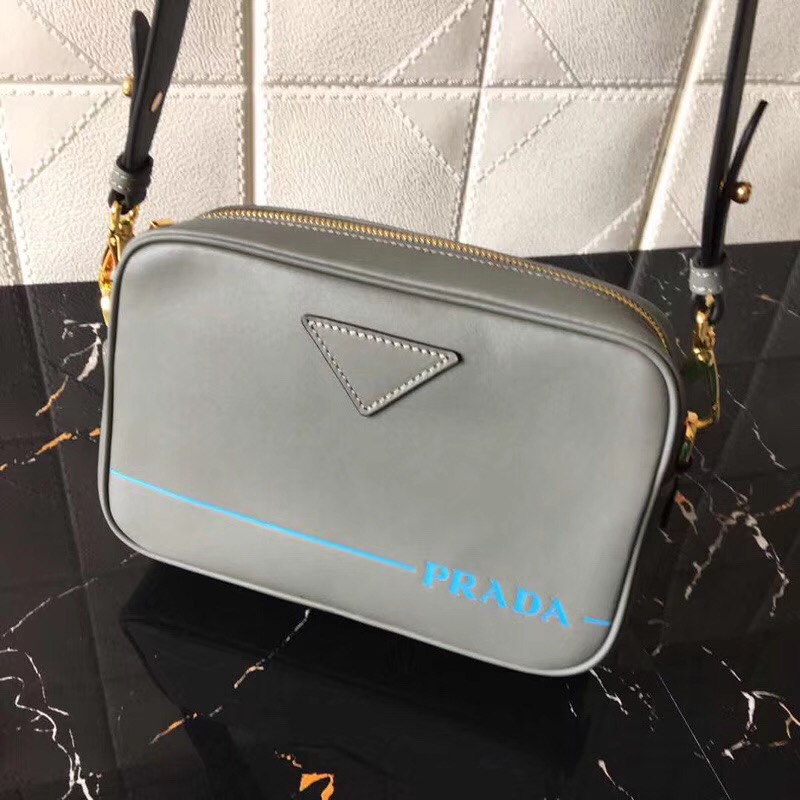 1BH093 Prada普拉達 進口牛皮 簡約 普拉達單肩包 灰色