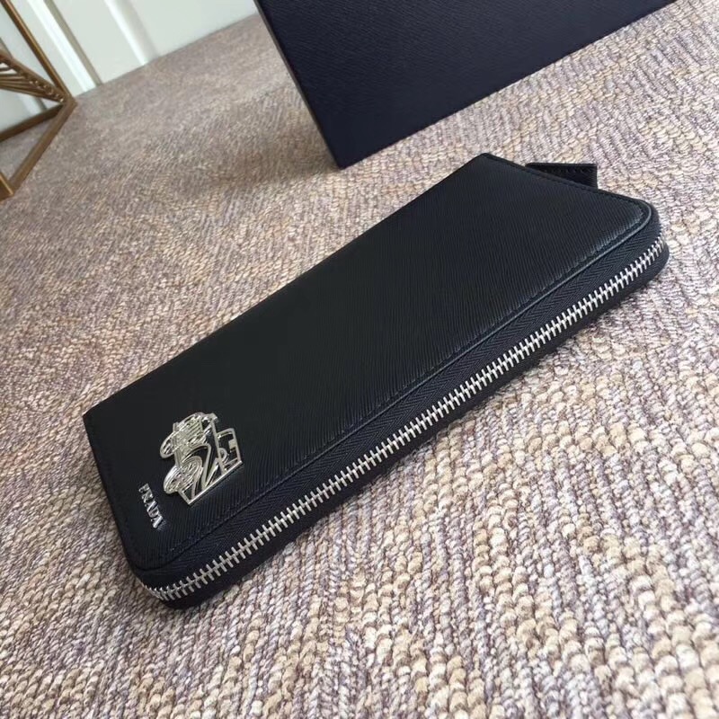 1188 Prada普拉達 汽車嘜嘜錢夾 十字紋牛皮 拉鏈長款錢包 黑色