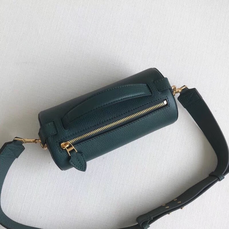 40751031 巴寶莉 The Barrel 巴瑞爾包 圓柱形 皮革背包 綠色