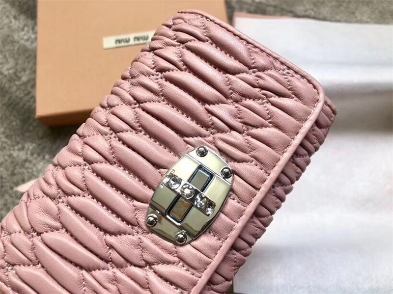 5MH015 MIUMIU 專柜新款 軟牛皮 三折 多卡位錢夾 粉色