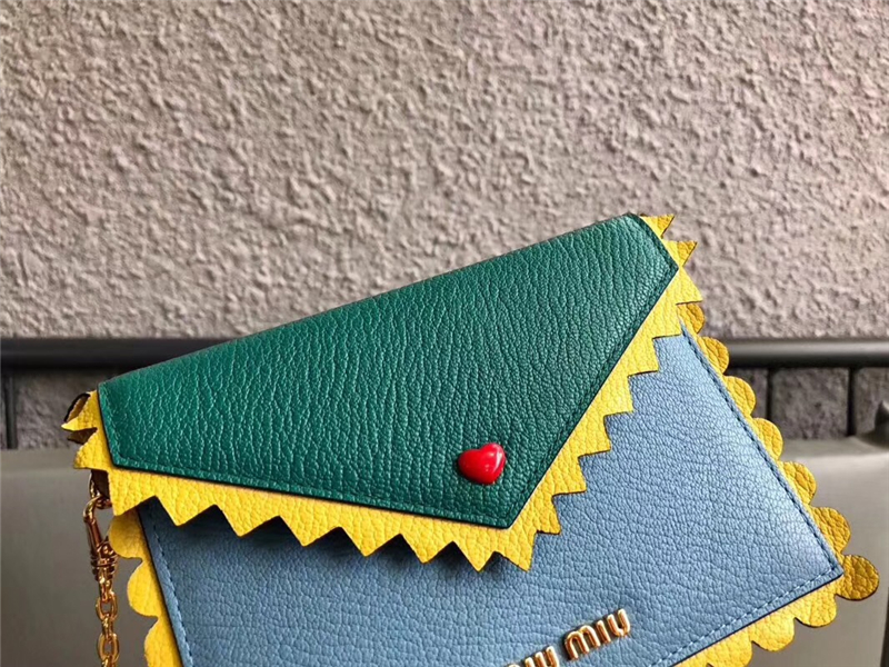 5MF001 MIUMIU 專柜最新 LOVE愛心系列 信封小錢夾 藍(lán)色