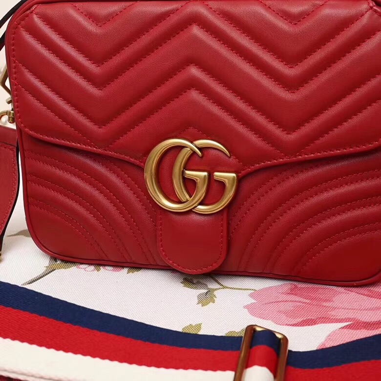 498100 Gucci GG Marmont系列 絎縫 翻蓋 肩背包 大紅
