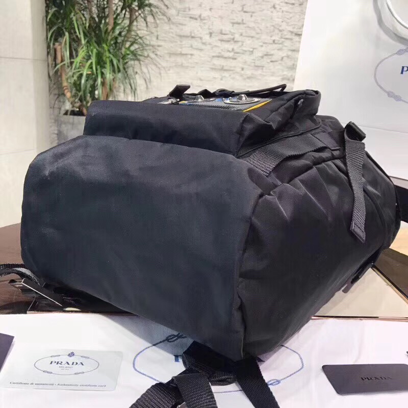 2VZ135 Prada背包 機器人圖案 尼龍 大容量 時尚雙肩包 鈷藍色