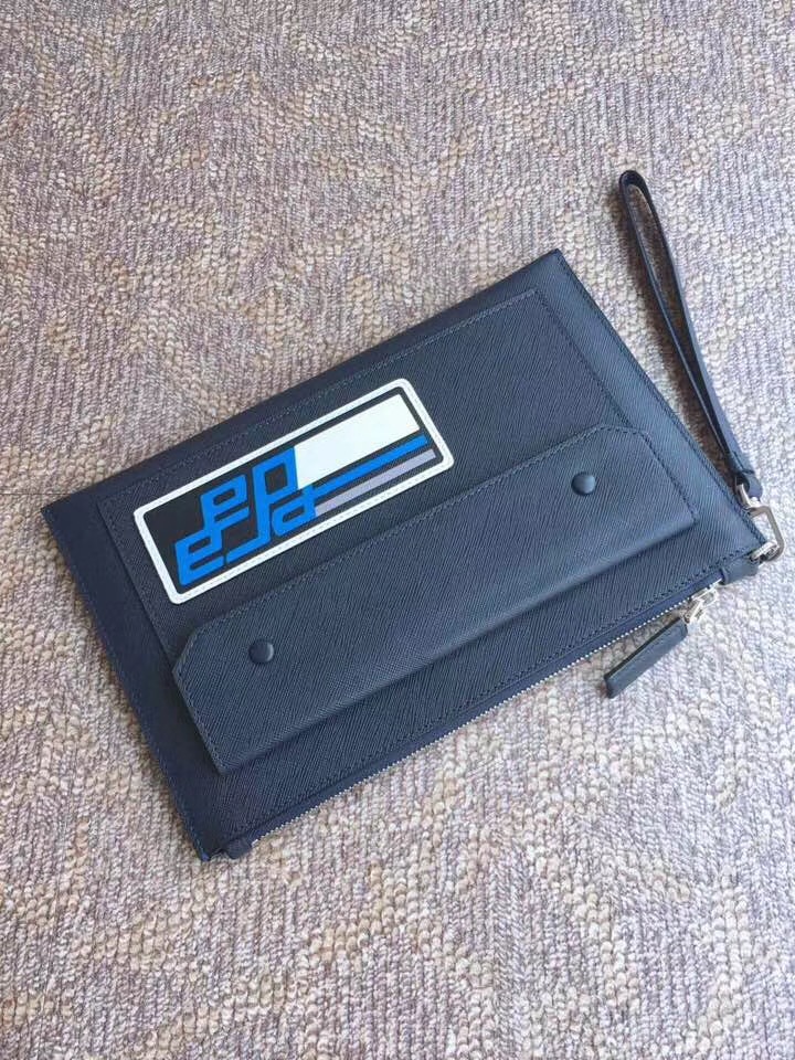 2NG005 Prada普拉達(dá) Saffiano皮革 十字紋牛皮 手拿包 深藍(lán)色