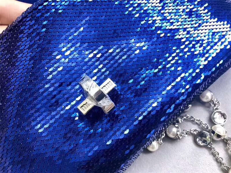 5BD233 MIUMIU 專柜新款 手工珠刺繡 亮片鉆石鏈條包 藍色