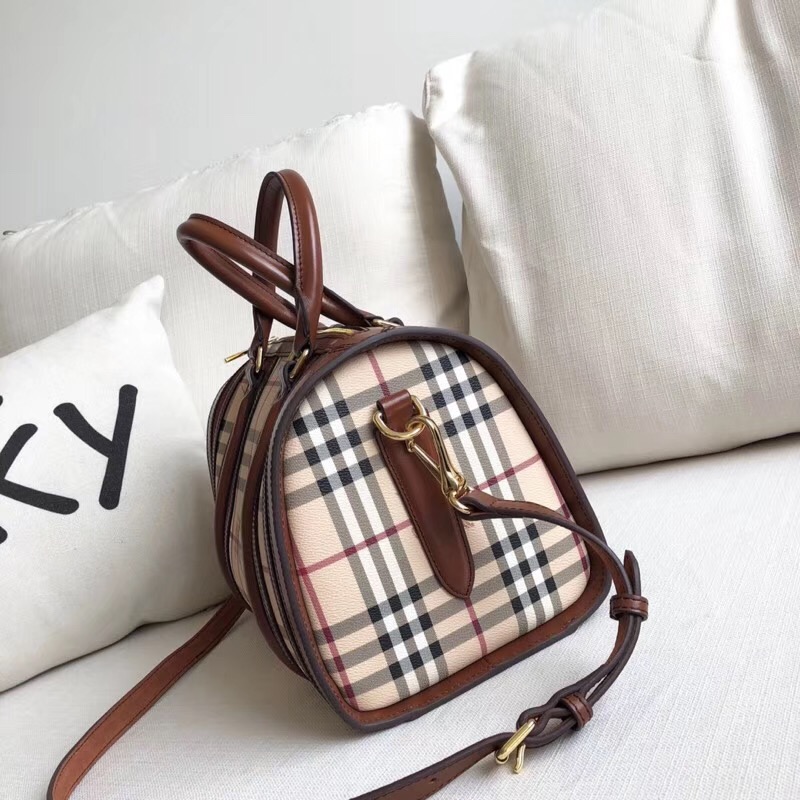 Burberry新款 戰馬印花 波士頓包 進口小牛皮 巴寶莉手提包 啡色