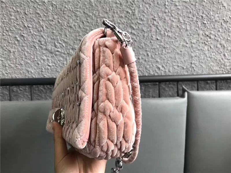 5BD233 MIUMIU繆繆 專柜新款 天鵝絨 仿水晶鉆石 鏈條包 裸粉
