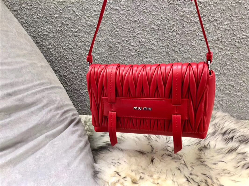 5BD076 MIUMIU繆繆 專柜新款 Grace Lux 小羊皮 單肩斜跨包 紅色