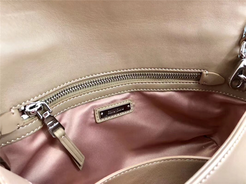 5BD076 MIUMIU繆繆 專柜新款 Grace Lux 小羊皮 單肩斜跨包 卡其