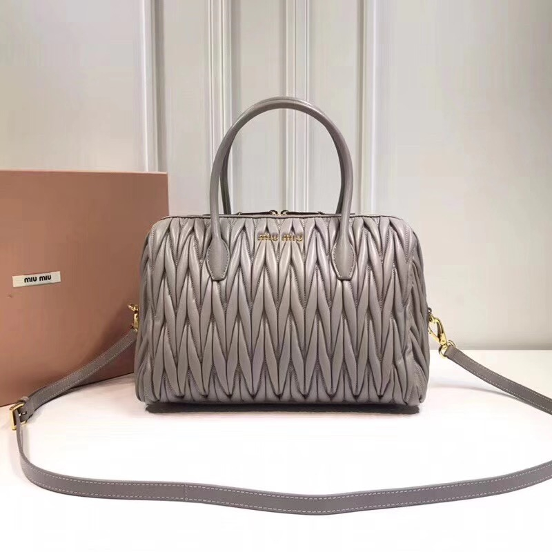 5BB033 MIUMIU繆繆 專柜新款 TOP HANDLE 軟羊革手提包 灰色