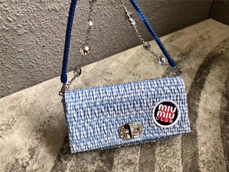 5BD233 MIUMIU繆繆 專柜新款 提花壓紋 鉆石鏈條包 藍格子