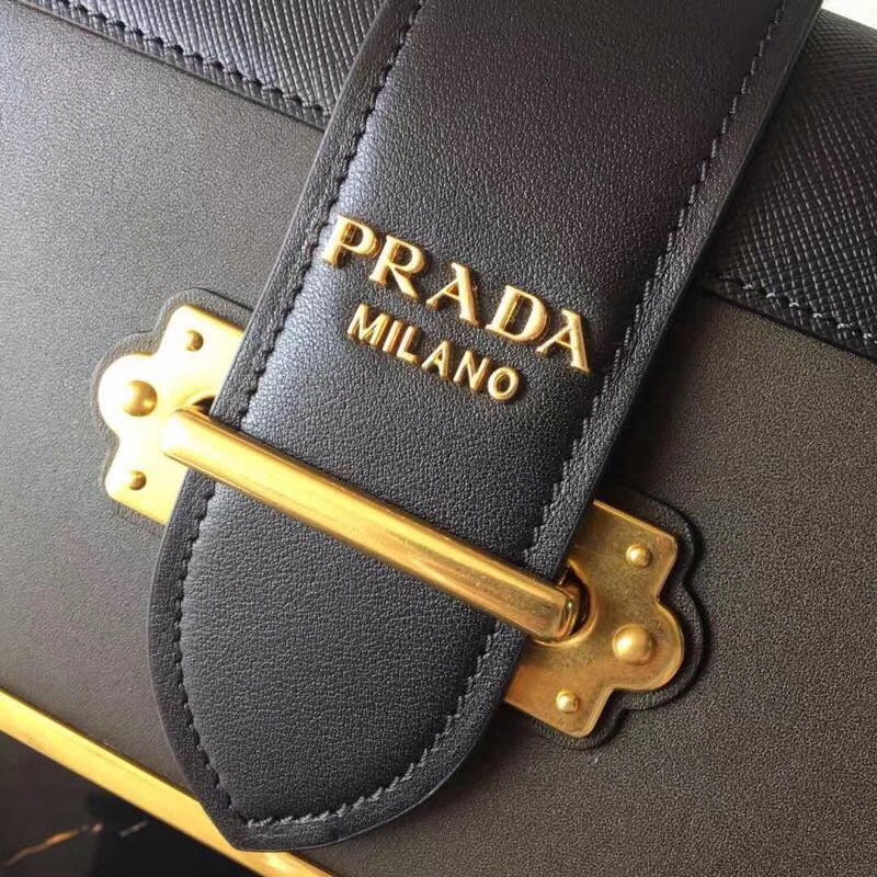 1BD045 Prada cahier 全新升級版 十字紋牛皮 古銅裝飾 手袋 黑拼墨綠