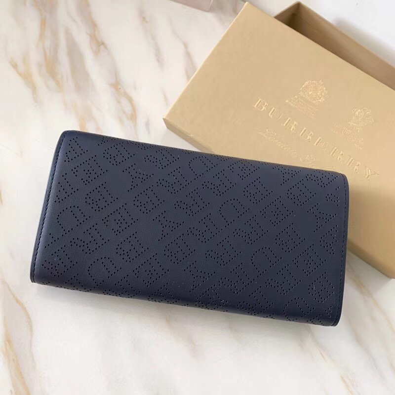 Burberry巴寶莉 激光沖孔式紋案 皮革 翻蓋 兩折長款錢包 深藍色