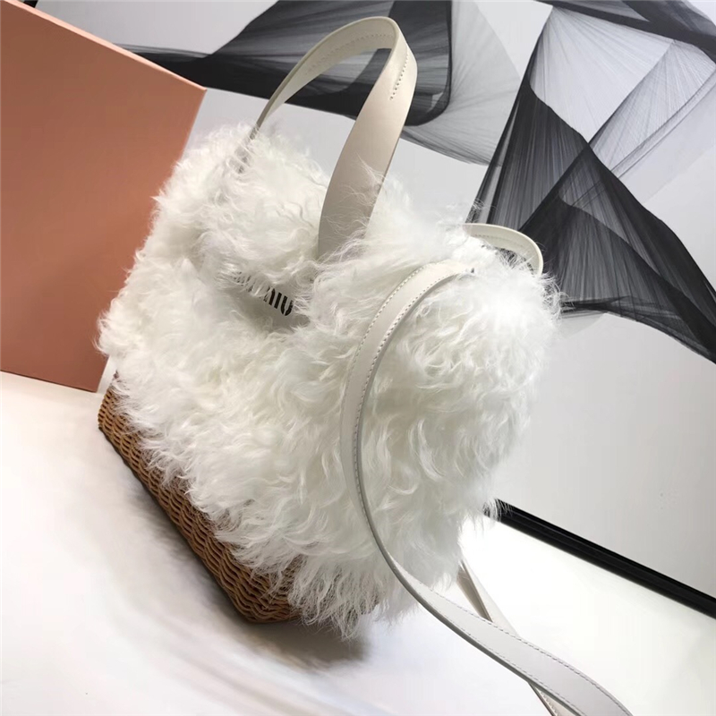 5BA097 MIUMIU女包 謬謬手提包 狐貍毛手袋 小羊皮包包 白色狐貍毛