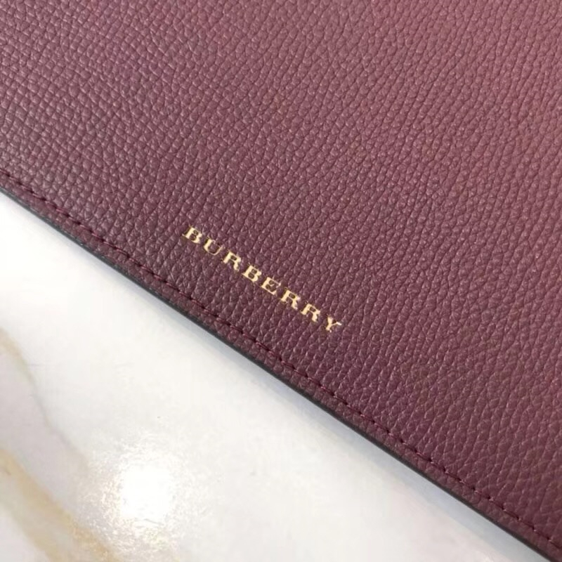 Burberry巴寶莉 House 格紋拼粒紋皮革 拉鏈收納袋 棗紅色