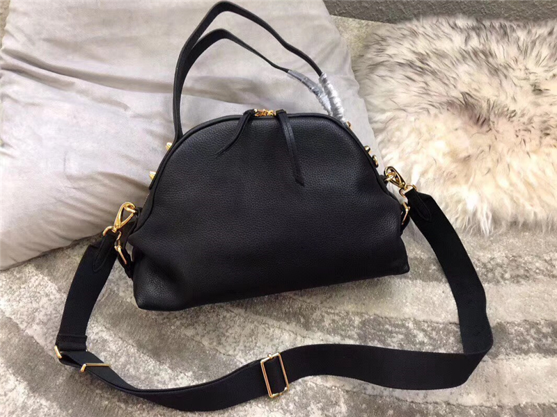 5BB034 MIUMIU繆繆 專柜新款 中號 小牛皮 梯形 手提單肩包 黑色