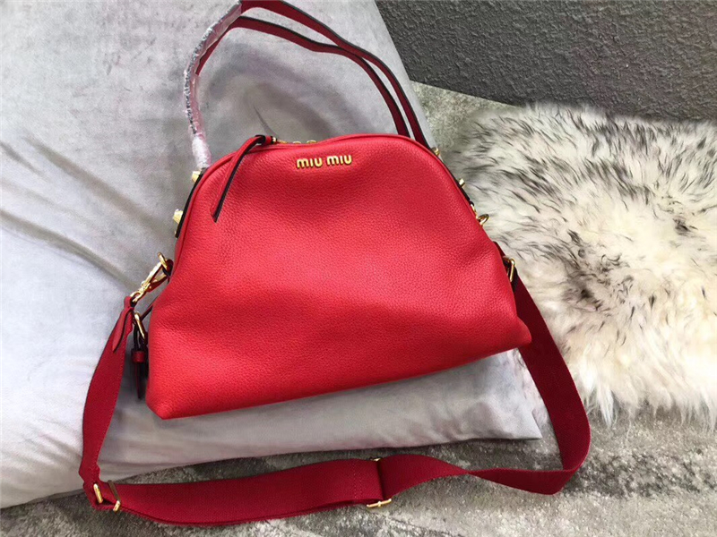 5BB034 MIUMIU繆繆 專柜新款 中號 小牛皮 梯形 手提單肩包 紅色