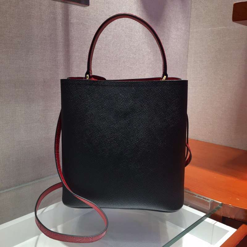 1BA212 Prada New Double 撞色鱷魚牛皮 普拉達手提包 黑拼紅