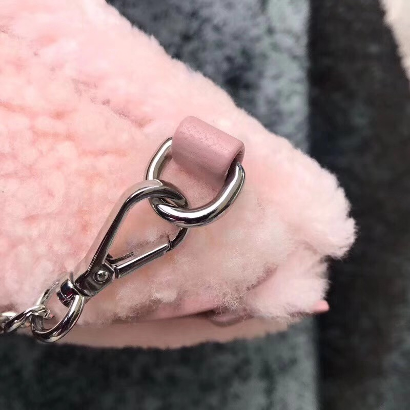 5BL010 MiuMiu女包 繆繆腰包挎包 羊羔毛手袋 小羊皮腰包 粉色