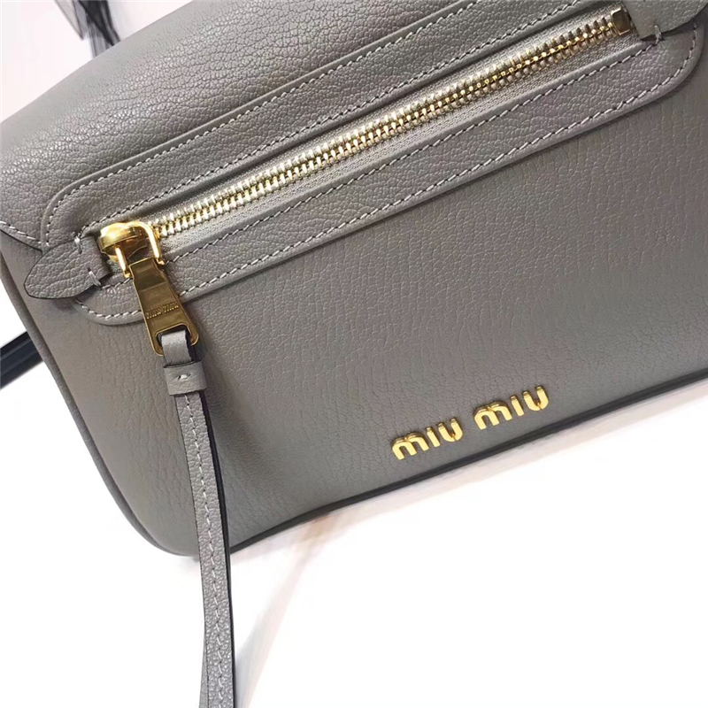 5BD113 MiuMiu女包 繆繆手袋 翻蓋鎖扣 進口山羊皮肩包 灰色
