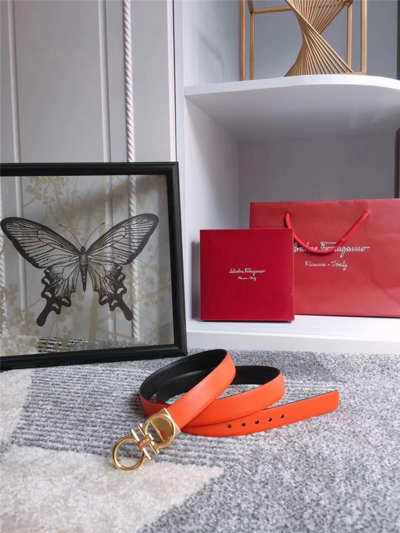 23B559 Ferragamo腰帶 Gancini標識 雙面皮色 菲拉格慕女款腰帶 橙色