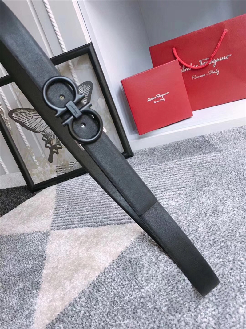 23B559 Ferragamo腰帶 Gancini標(biāo)識(shí) 雙面皮色 菲拉格慕女款腰帶 黑色