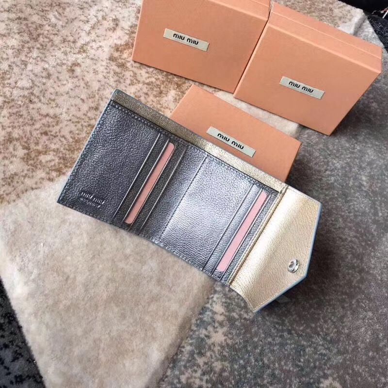 5MH014 MiuMiu錢包 繆繆拼色錢夾 進口牛皮山羊紋 三折信封短款錢包 槍色