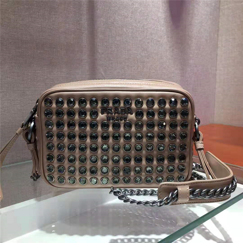 1BH103 Prada女包 普拉達(dá)女袋 小牛皮 水晶裝飾 普拉達(dá)單肩斜跨包 藕粉