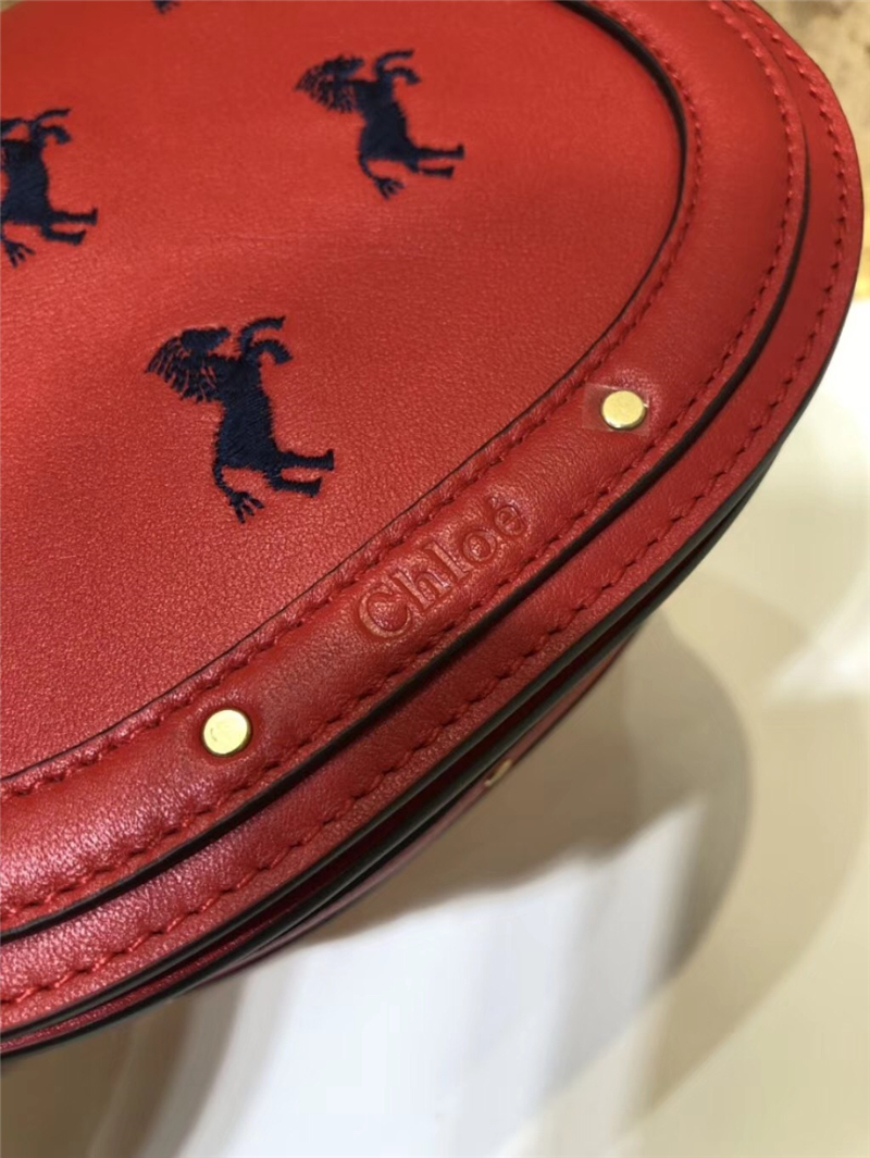 Chloe Nile IT包 進口牛皮 小號 小馬刺繡圖案 手鐲式提手 珂洛伊手袋 紅色