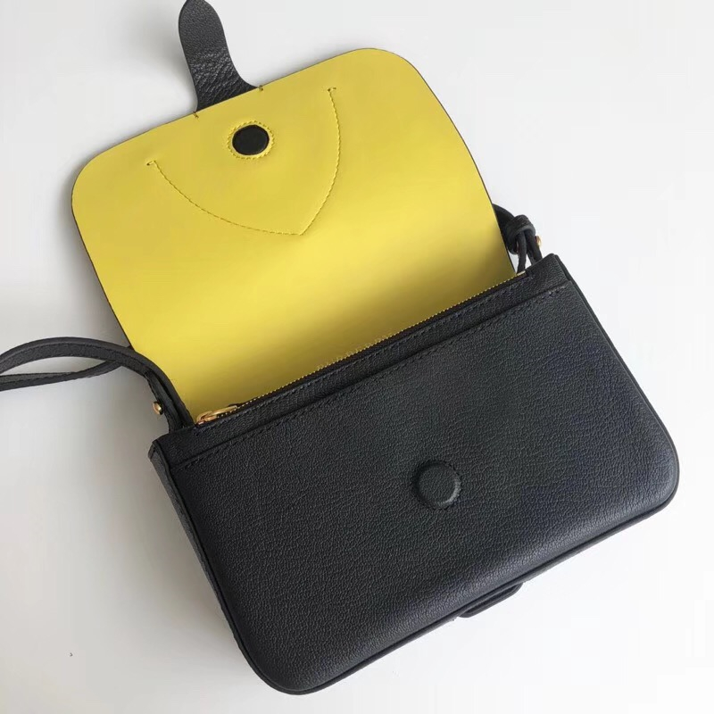 Burberry手袋 牛皮 巴寶莉女包 翻蓋騎士盾牌扣 巴寶莉小方包 黑色