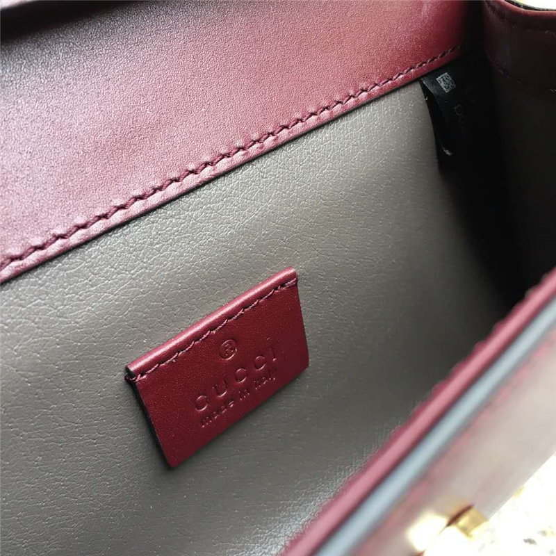 564718 Gucci女袋 Gucci Zumi系列 互扣式G馬銜扣 光面皮革 古馳迷你肩背包 深啡色