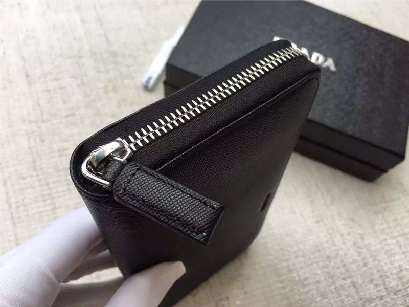 2ML317 Prada普拉達 十字紋牛皮 Prada手包 Prada長款錢夾 黑色