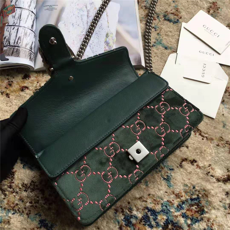 499623 Gucci女包 Dionysus系列 GG天鵝絨 水晶虎頭鎖扣 Gucci酒神包 墨綠色
