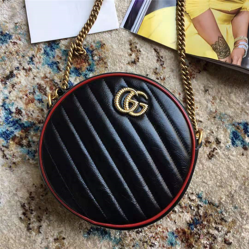 550154 Gucci手袋 GG Marmont 斜紋絎縫皮革 圓形 Gucci迷你肩背包 黑色