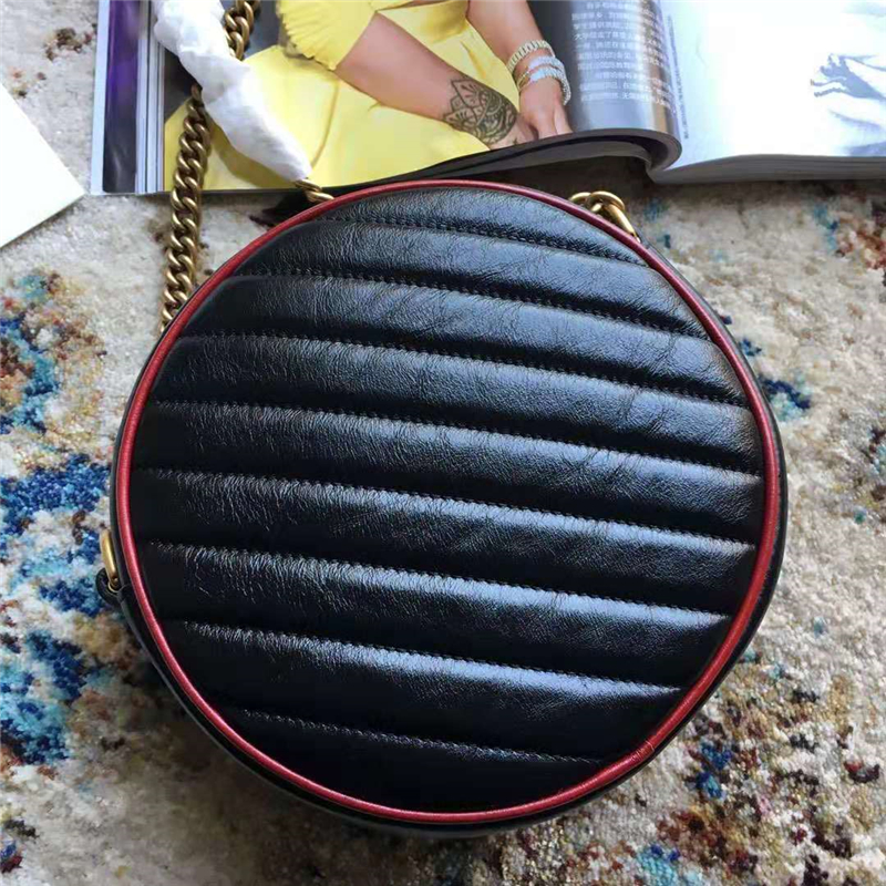 550154 Gucci手袋 GG Marmont 斜紋絎縫皮革 圓形 Gucci迷你肩背包 黑色