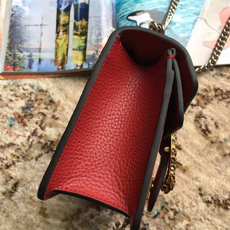 499623 Gucci Dionysus系列 荔枝紋皮革 織紋虎頭扣 Gucci鏈條肩包 紅色