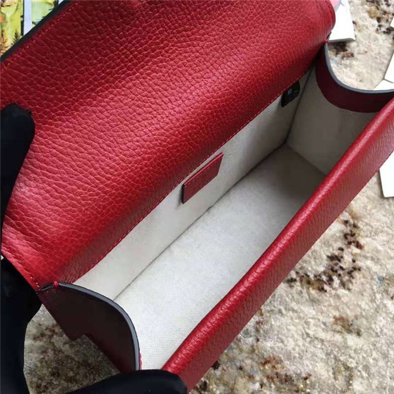 499623 Gucci Dionysus系列 荔枝紋皮革 織紋虎頭扣 Gucci鏈條肩包 紅色