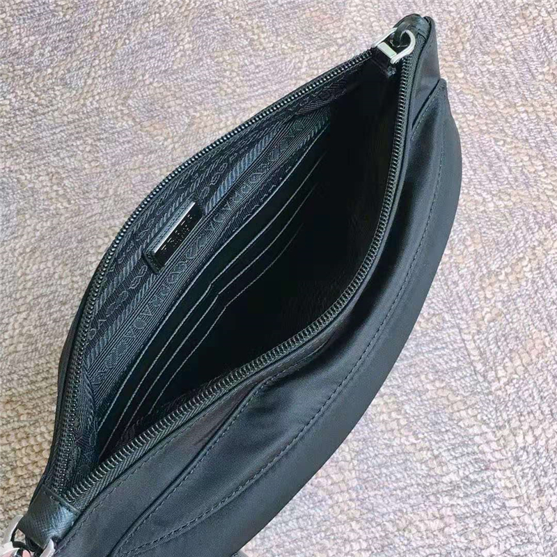 2NH007 Prada男包 Prada2019新款 尼龍布包 普拉達手拿包 黑色