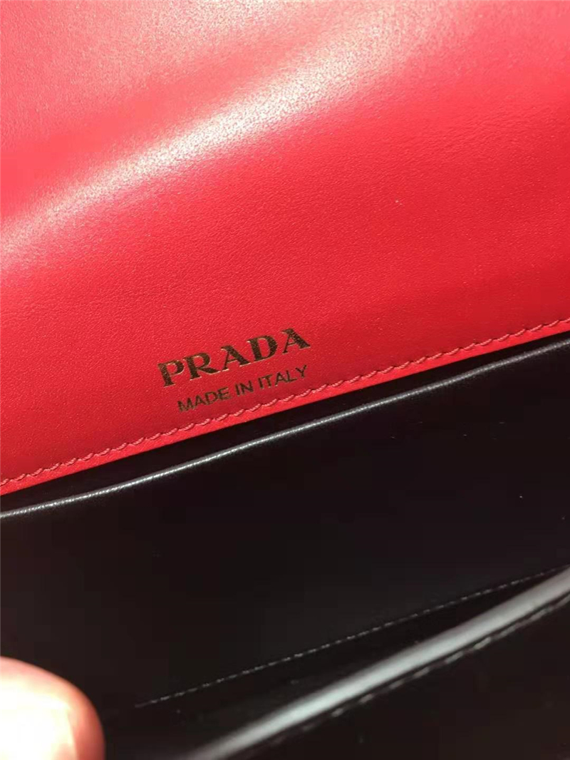 1BD184 Prada Sidonie女包 普拉達手袋 小牛皮 普拉達鏈條包 紅色