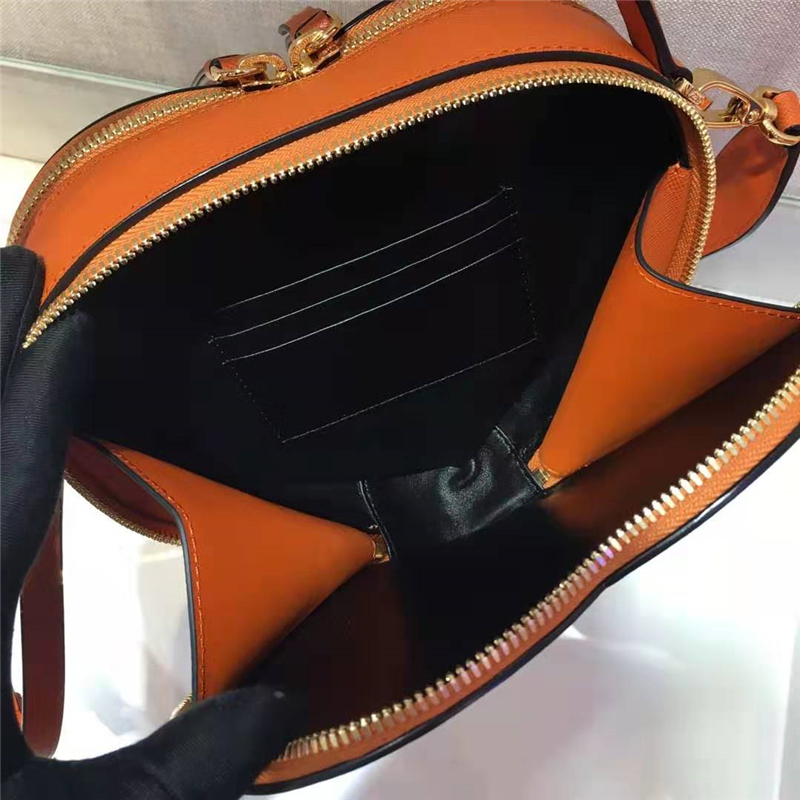 1BH144 Prada Odette女袋 普拉達愛心包 十字紋牛皮 Prada手提袋 橙色