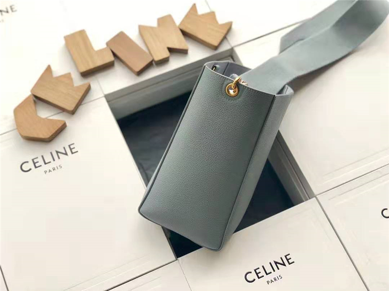 189303 Celine手袋 SANGLE BUCKET 小號(hào) 粒面小牛皮 Celine水桶包 灰藍(lán)色