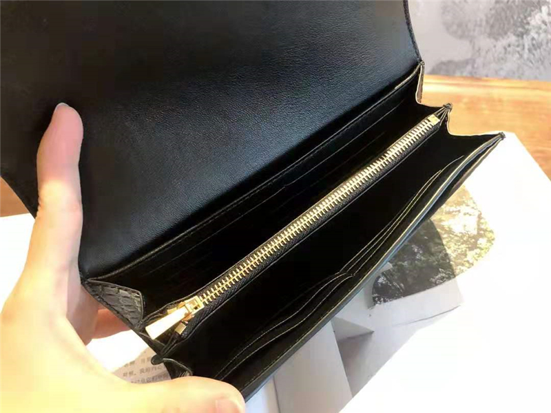 Celine錢包 鱷魚紋 小牛皮 大號(hào) Celine翻蓋長(zhǎng)款錢包 黑色