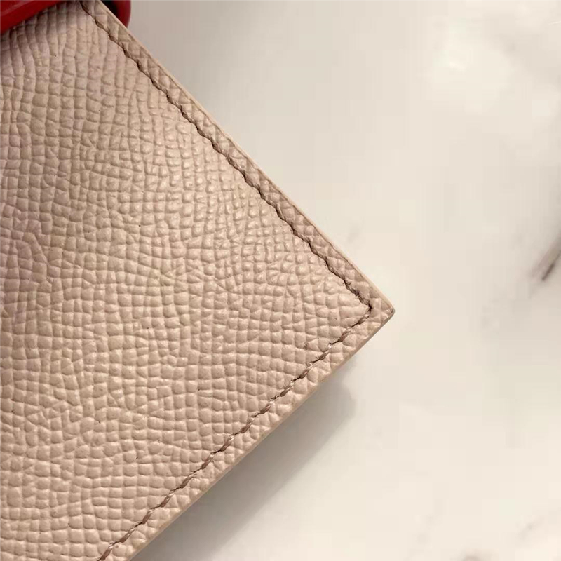 10B643 Celine賽琳 Strap錢(qián)包 粒面小牛皮 中號(hào) Celine錢(qián)包 裸色