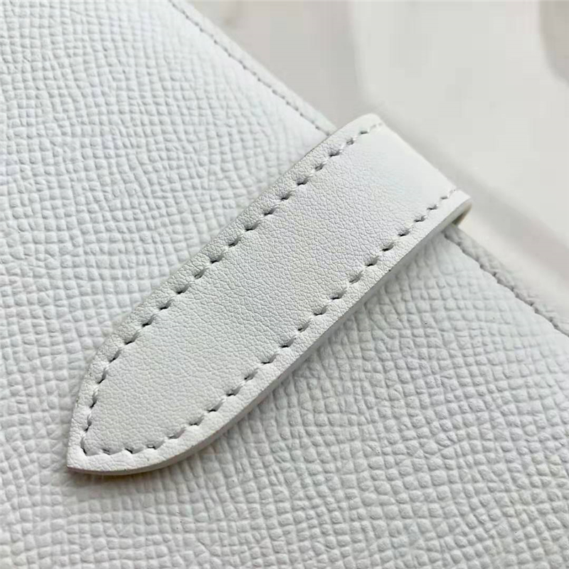 10B643 Celine賽琳 Strap錢(qián)包 粒面小牛皮 中號(hào) Celine錢(qián)包 白色