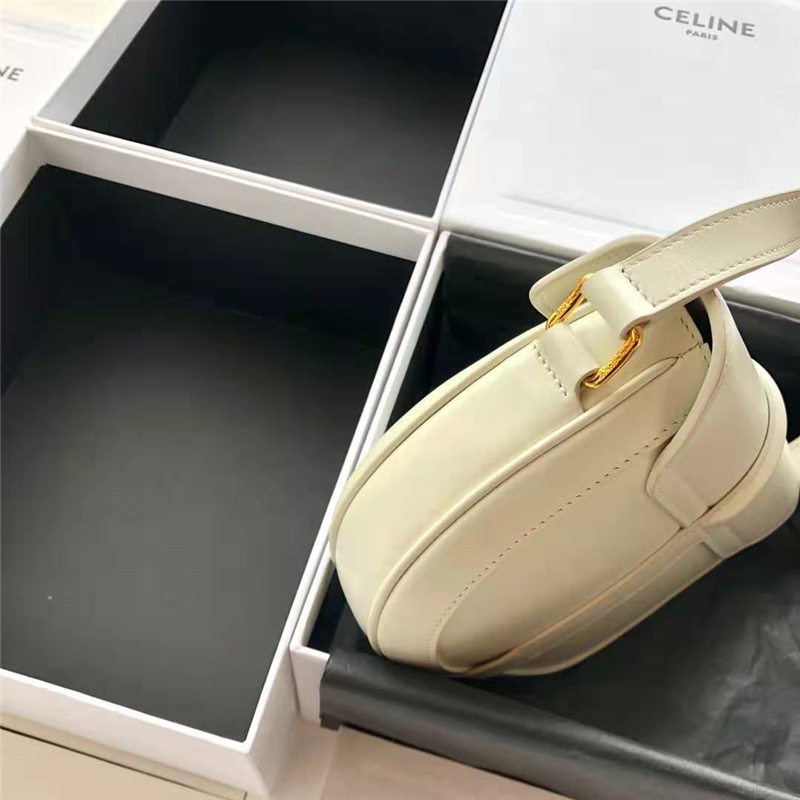 188013 Celine賽琳 BESACE 16 小號肩包 小牛皮 Celine手袋 白色