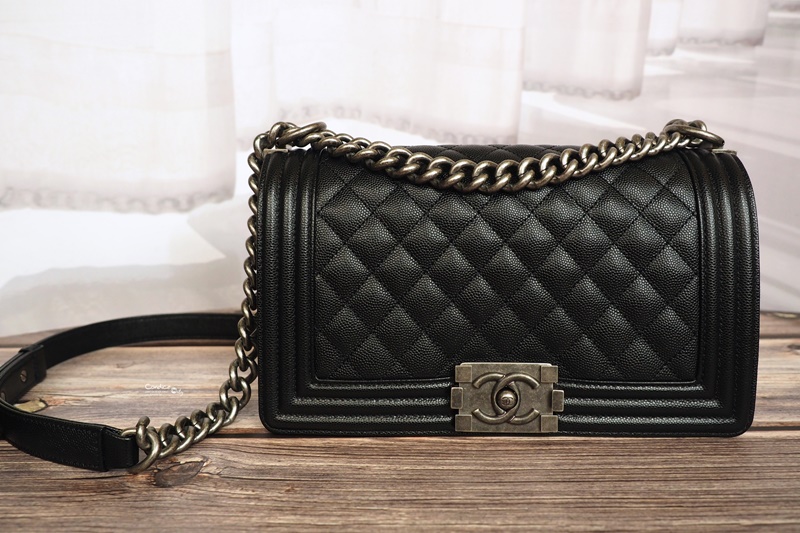 【香香入手記】日本福岡天神大丸百貨買香奈兒 CHANEL LEBOY 25開箱比價位! 【香香入手記】日本福岡天神大丸百貨買香奈兒 CHANEL LEBOY 25開箱比價位!