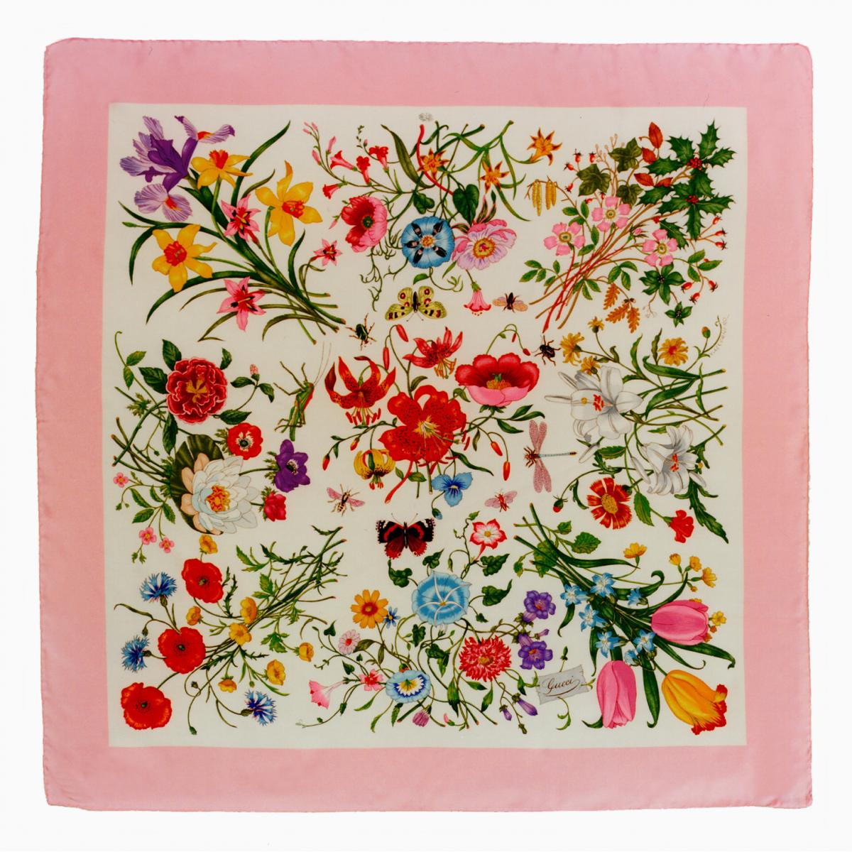 Gucci新包是仙女在背的!葛麗絲凱莉王妃專屬圖案變水桶包、托特包超浪漫-0