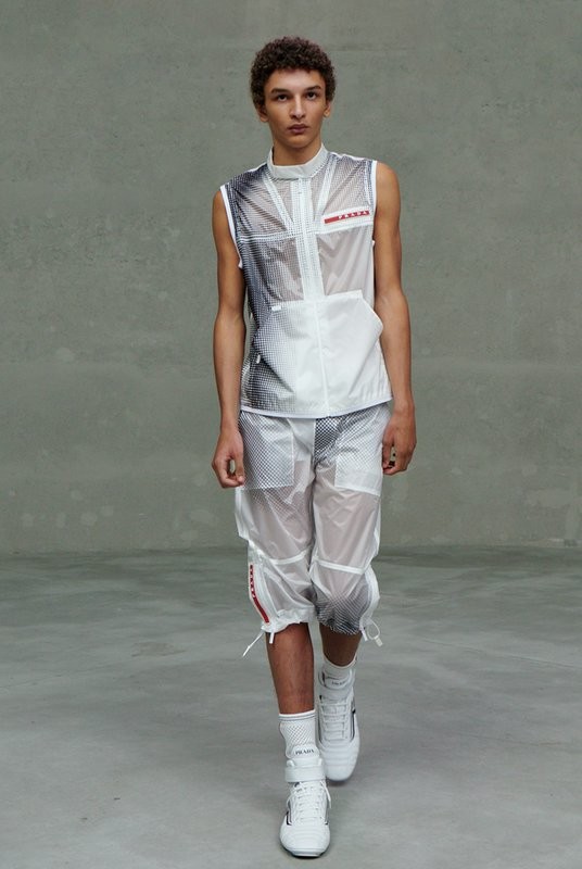 ▲PRADA 2021ss。 (圖/品牌提供) ▲PRADA 2021ss。 (圖/品牌提供)