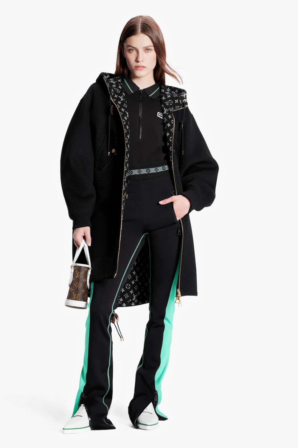 小巧的它在日常出門時也相當適合。