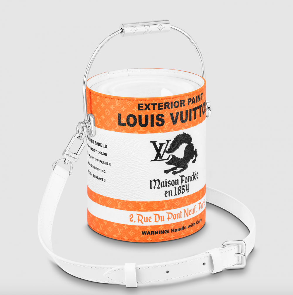 又或是也相當高彩度的橘色款式。